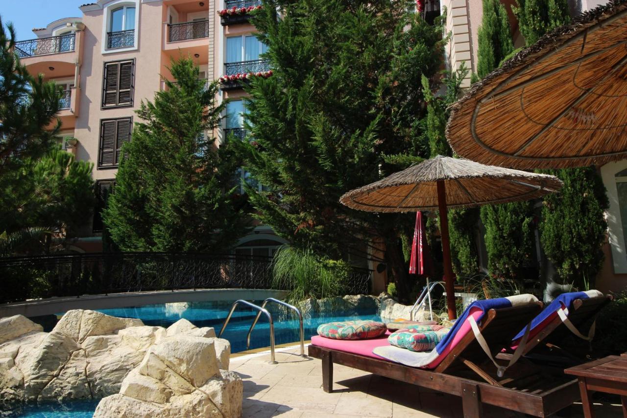 Menada Romance Marine Apartments Sunny Beach Ngoại thất bức ảnh