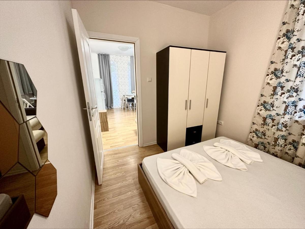 Menada Romance Marine Apartments Sunny Beach Ngoại thất bức ảnh