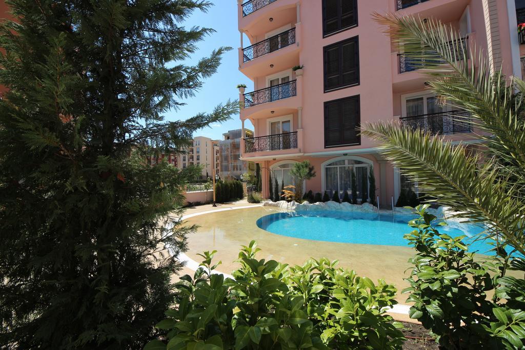Menada Romance Marine Apartments Sunny Beach Ngoại thất bức ảnh