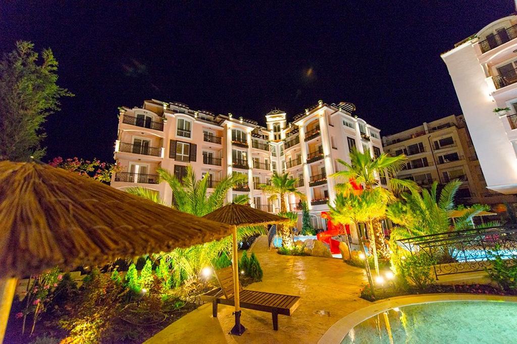 Menada Romance Marine Apartments Sunny Beach Ngoại thất bức ảnh
