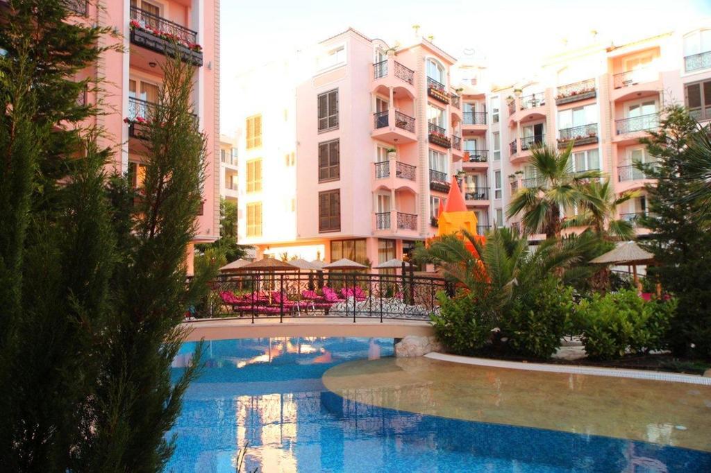 Menada Romance Marine Apartments Sunny Beach Ngoại thất bức ảnh
