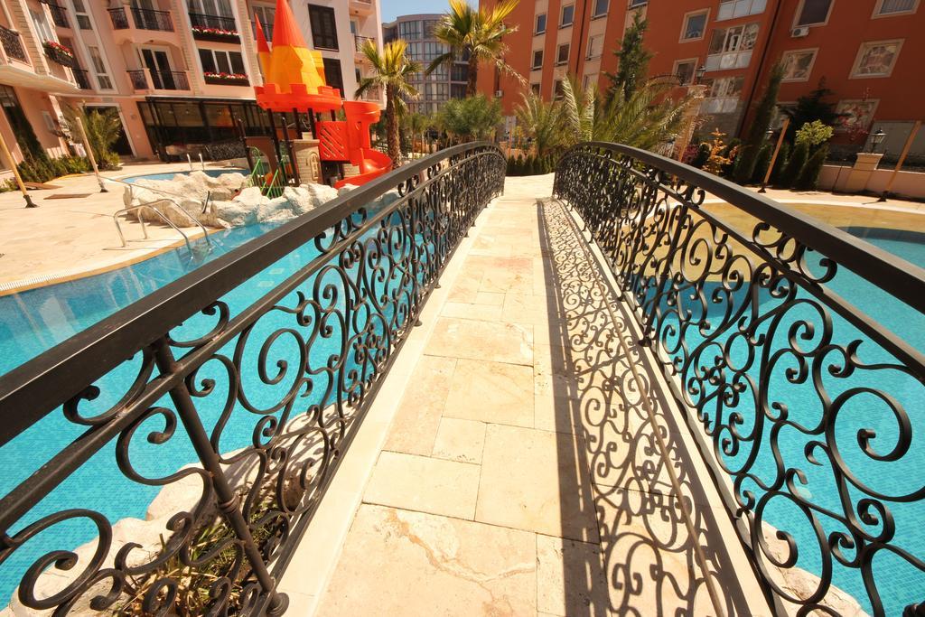 Menada Romance Marine Apartments Sunny Beach Ngoại thất bức ảnh